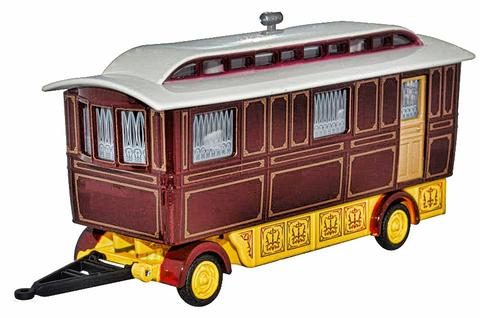 76SCV001 Showmans Caravan Maroon Oxford Diecast 1:76 Scale.